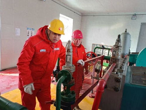 守護(hù)綠色油田 遼河油田錦采廠安全環(huán)保技術(shù)監(jiān)督崗位上的多面手與環(huán)保咨詢服務(wù)